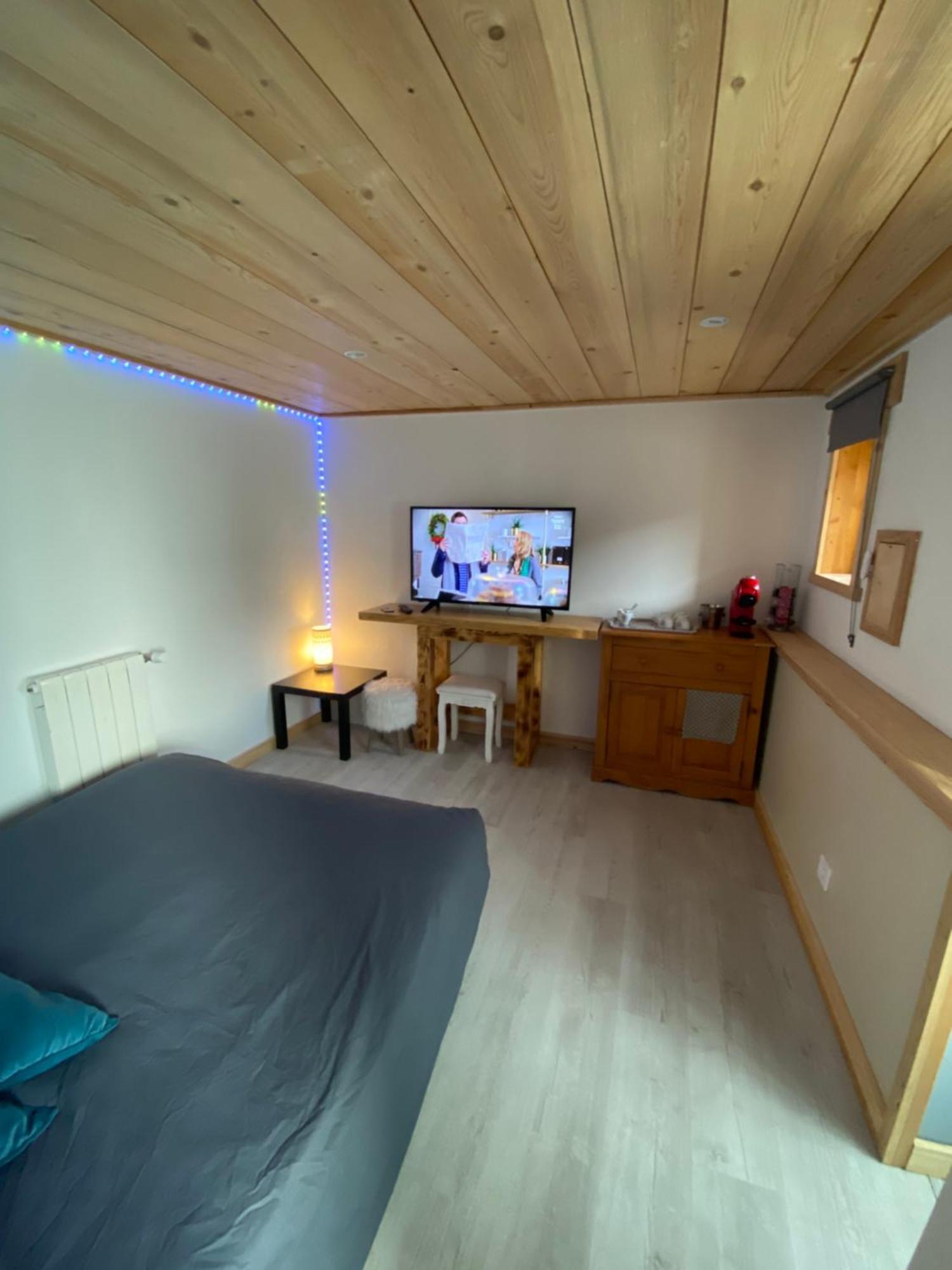 Chambre Individuelle Avec Salle D'Eau - Wc Et Parking ลาปลาญ ภายนอก รูปภาพ
