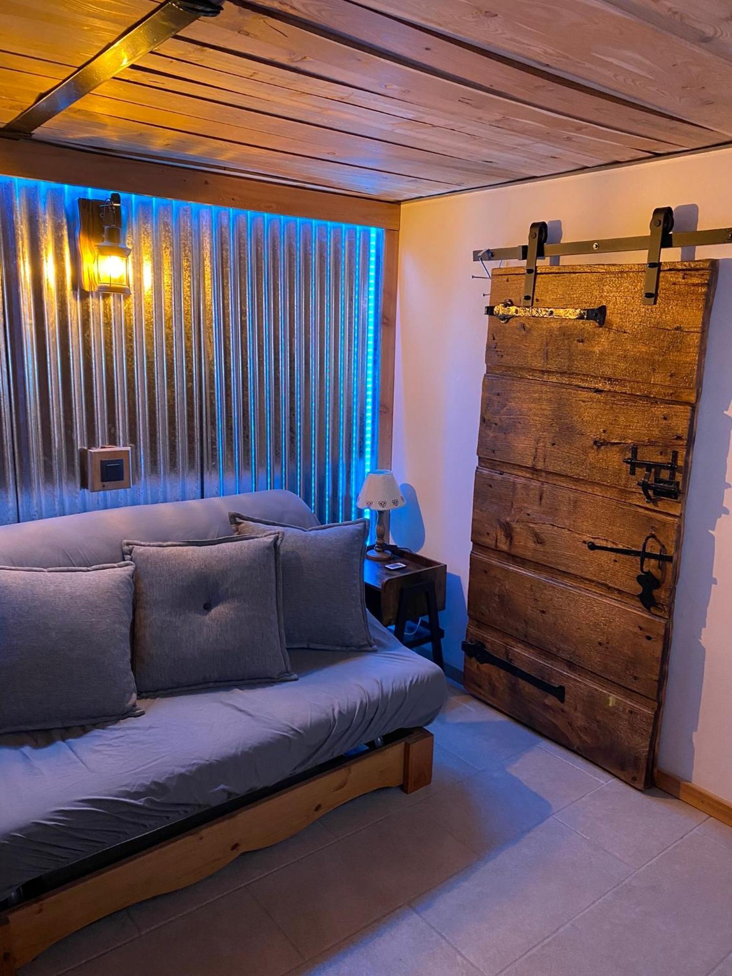 Chambre Individuelle Avec Salle D'Eau - Wc Et Parking ลาปลาญ ภายนอก รูปภาพ